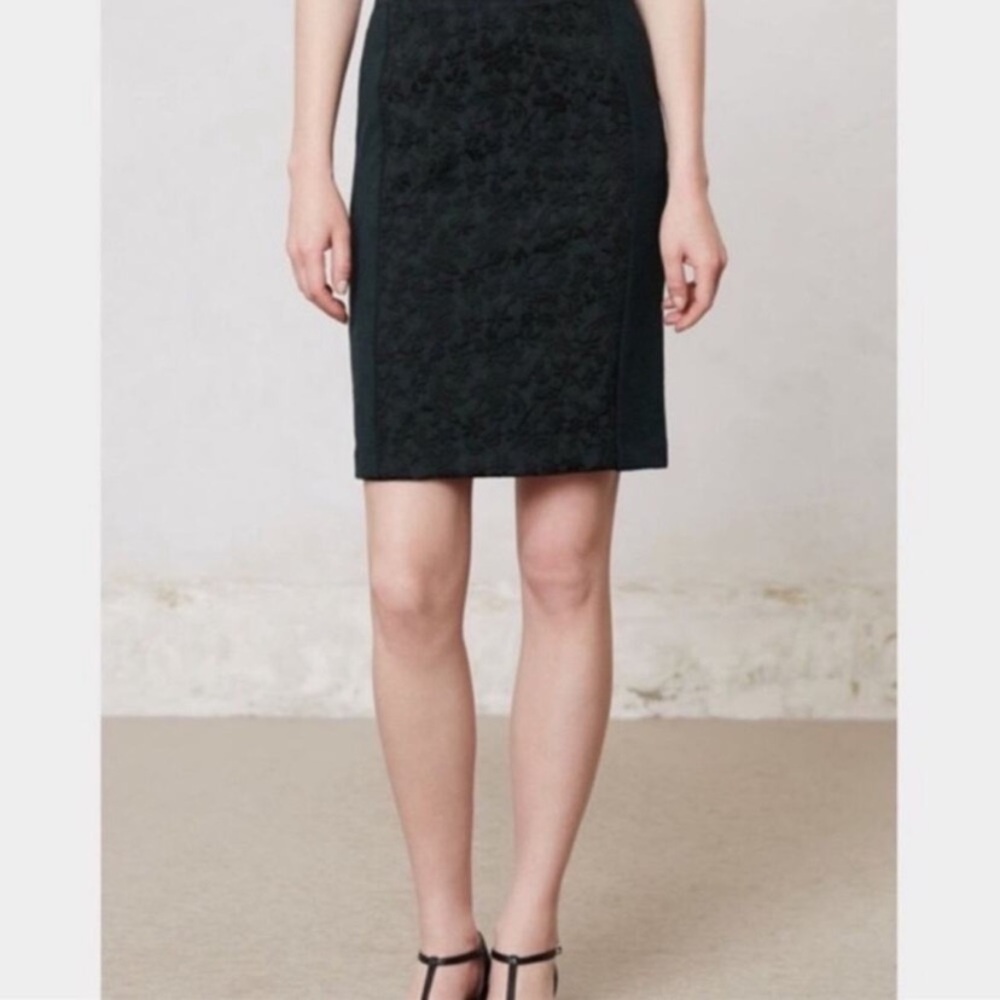 Anthropologie l Moulinette Soeurs Sz 4 Piana Black Floral Textured Pencil Skirt